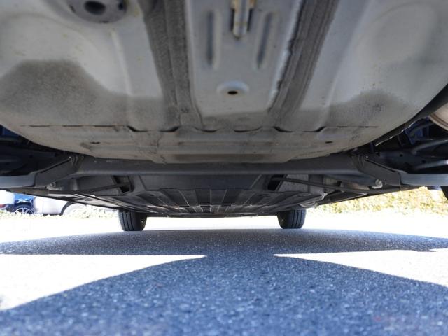 フィットハイブリッド Ｌパッケージ　ワンオーナー　禁煙車　衝突被害軽減ブレーキ　ホンダ純正ナビ　バックカメラ　ＥＴＣ　クルーズコントロール　フルセグＴＶ　スマートキー　プッシュスタート　ＬＥＤヘッドライト　横滑り防止装置　定期点検記録簿（39枚目）