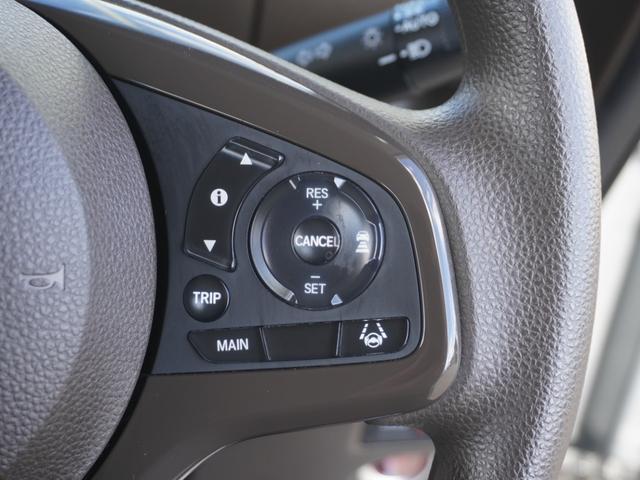 �y�A�_�v�e�B�u�N���[�Y�R���g���[���z�X�e�A�����O�̃X�C�b�`�𑀍삷��ƃ~���g���[�_�[�Ő�s�ԂƂ̋����𑪒�B�ݒ��K�؂ɕۂ��Ȃ�������E�����A����ɒ�~�܂Ŏ����ɒǏ]���܂��B