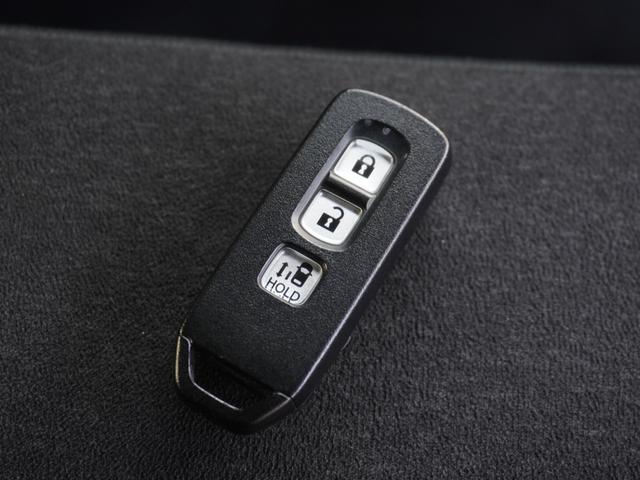 Ｎ－ＢＯＸカスタム Ｌ　ワンオーナー　禁煙車　ＫＥＮＷＯＯＤ８インチナビ　バックカメラ　ドラレコ　ＥＴＣ　シートヒーター　アダプティブクルーズコントロール　片側電動スライドドア　Ｂｌｕｅｔｏｏｔｈ　フルセグＴＶ　ＤＶＤ　ＡＣ（26枚目）