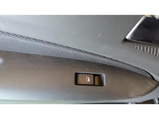ムーヴ カスタム　Ｘ　ＶＳスマートセレクションＳＡ＆ＳＮ　４ＷＤ　　カーナビ　ＥＴＣ　バックカメラ　横滑り防止装置　スマートキー　オートエアコン　オートライトアイドリングストップ　プッシュスタート　ＡＢＳ　ディアルエアバック　ＨＤＭＩ付（61枚目）