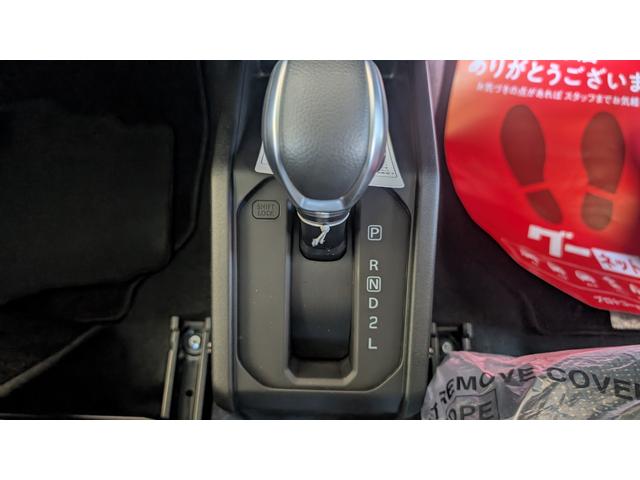 ジムニー XC 4WD XCターボ 登録届出済み未使用車 ディアルブレーキサポート ブレーキホールド LEDヘッドランプ シートヒーター 本革巻きステアリング プッシュスタート スマートキー 16インチアルミホイル付(34枚目)