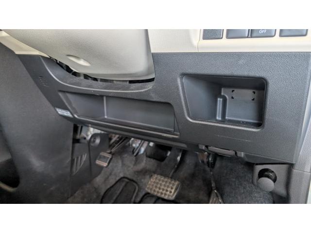 ムーヴキャンバス Ｘリミテッドメイクアップ　ＳＡＩＩ　４ＷＤ　カーナビ　ＥＴＣ　バックカメラ　衝突軽減ブレーキ　両側パワースライドドア　リモコンエンジンスターター　横滑り防止装置　スマートキー　プッシュスタート　オートエアコン　スレアリングリモコン（49枚目）