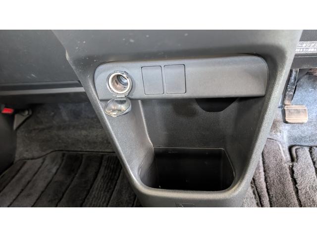 ムーヴキャンバス Ｘリミテッドメイクアップ　ＳＡＩＩ　４ＷＤ　カーナビ　ＥＴＣ　バックカメラ　衝突軽減ブレーキ　両側パワースライドドア　リモコンエンジンスターター　横滑り防止装置　スマートキー　プッシュスタート　オートエアコン　スレアリングリモコン（50枚目）