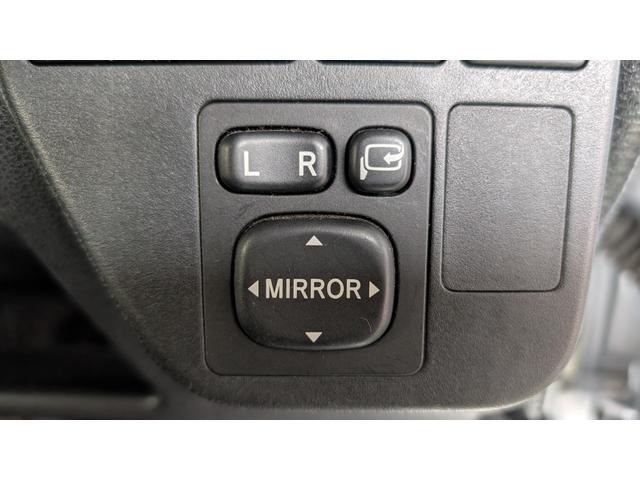 ハイゼットカーゴ クルーズ　４ＷＤ　カーナビ　衝突軽減ブレーキ　オートハイビーム　横滑り防止装置　オーバーヘッドシェルフ　電動格納ミラー　キーレスエントリー　パワーウインド　アイドリングストップ　ライトレベリング付き（35枚目）