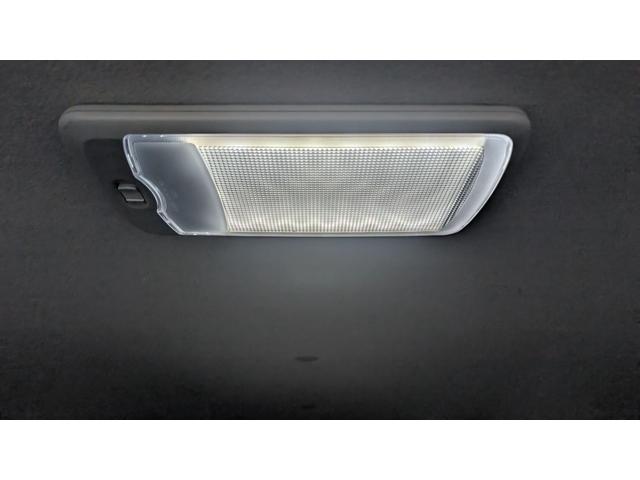 ハイゼットカーゴ クルーズ　４ＷＤ　カーナビ　衝突軽減ブレーキ　オートハイビーム　横滑り防止装置　オーバーヘッドシェルフ　電動格納ミラー　キーレスエントリー　パワーウインド　アイドリングストップ　ライトレベリング付き（52枚目）