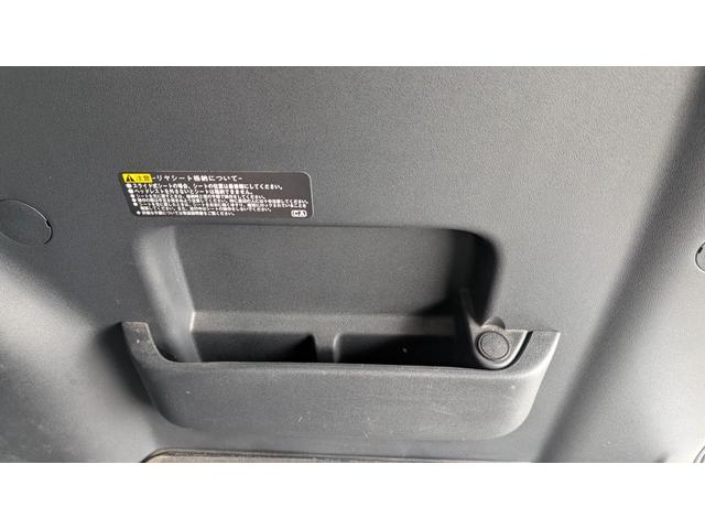 ハイゼットカーゴ クルーズ　４ＷＤ　カーナビ　衝突軽減ブレーキ　オートハイビーム　横滑り防止装置　オーバーヘッドシェルフ　電動格納ミラー　キーレスエントリー　パワーウインド　アイドリングストップ　ライトレベリング付き（53枚目）