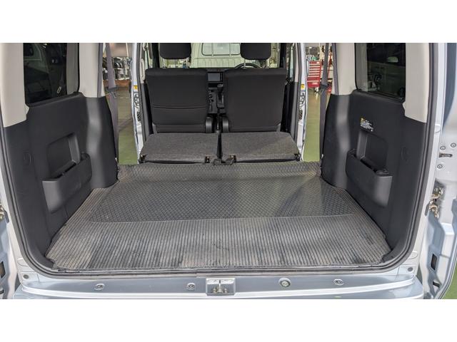 ハイゼットカーゴ クルーズ　４ＷＤ　カーナビ　衝突軽減ブレーキ　オートハイビーム　横滑り防止装置　オーバーヘッドシェルフ　電動格納ミラー　キーレスエントリー　パワーウインド　アイドリングストップ　ライトレベリング付き（56枚目）