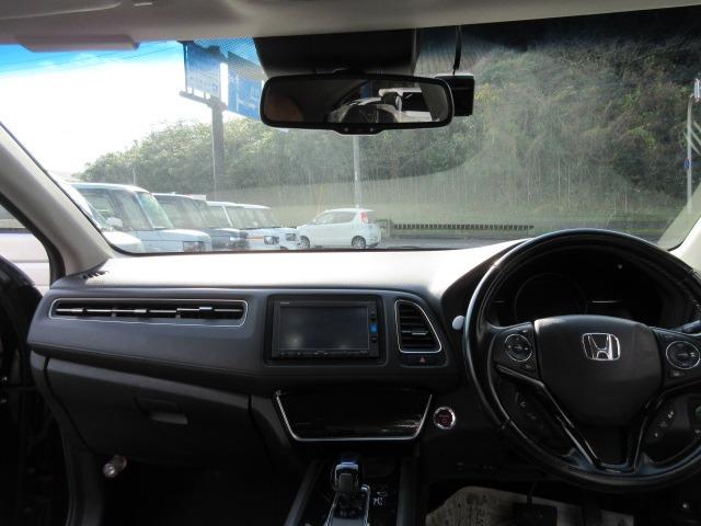 ヴェゼル ハイブリッドZ・ホンダセンシング ギャザズナビ リアカメラ シートヒーター ETC(13枚目)