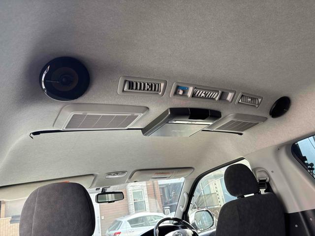 ハイエースワゴン GL 4WD ベッドキット バックカメラ TV オートクルーズコントロール 電動スライドドア オートライト スマートキー 電動格納ミラー 後席モニター 3列シート AT ユーザー買取(11枚目)