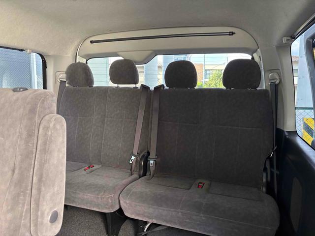 ハイエースワゴン GL 4WD ベッドキット バックカメラ TV オートクルーズコントロール 電動スライドドア オートライト スマートキー 電動格納ミラー 後席モニター 3列シート AT ユーザー買取(41枚目)
