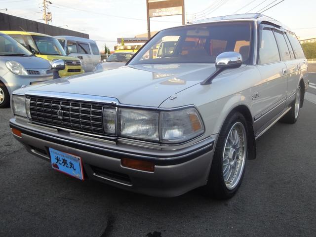 クラウンステーションワゴン ロイヤルサルーン　ツインカム　スーパーチャージャー　修復無　禁煙車　ＰＳ　ＰＷ　ＡＴ　サンルーフ　フェンダーミラー　内装フルノーマル　７人乗り　社外アルミ　ローダウン　タイベル７．９万キロ交換済　トノカバー付　バッテリィ新品　タイヤ４本新品交換渡（2枚目）