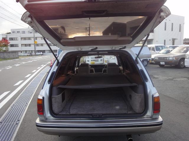 クラウンステーションワゴン ロイヤルサルーン　ツインカム　スーパーチャージャー　修復無　禁煙車　ＰＳ　ＰＷ　ＡＴ　サンルーフ　フェンダーミラー　内装フルノーマル　７人乗り　社外アルミ　ローダウン　タイベル７．９万キロ交換済　トノカバー付　バッテリィ新品　タイヤ４本新品交換渡（34枚目）