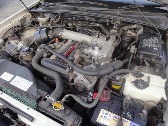 クラウンステーションワゴン ロイヤルサルーン　ツインカム　スーパーチャージャー　修復無　禁煙車　ＰＳ　ＰＷ　ＡＴ　サンルーフ　フェンダーミラー　内装フルノーマル　７人乗り　社外アルミ　ローダウン　タイベル７．９万キロ交換済　トノカバー付　バッテリィ新品　タイヤ４本新品交換渡（42枚目）