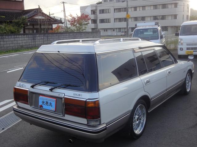 クラウンステーションワゴン ロイヤルサルーン　ツインカム　スーパーチャージャー　修復無　禁煙車　ＰＳ　ＰＷ　ＡＴ　サンルーフ　フェンダーミラー　内装フルノーマル　７人乗り　社外アルミ　ローダウン　タイベル７．９万キロ交換済　トノカバー付　バッテリィ新品　タイヤ４本新品交換渡（58枚目）