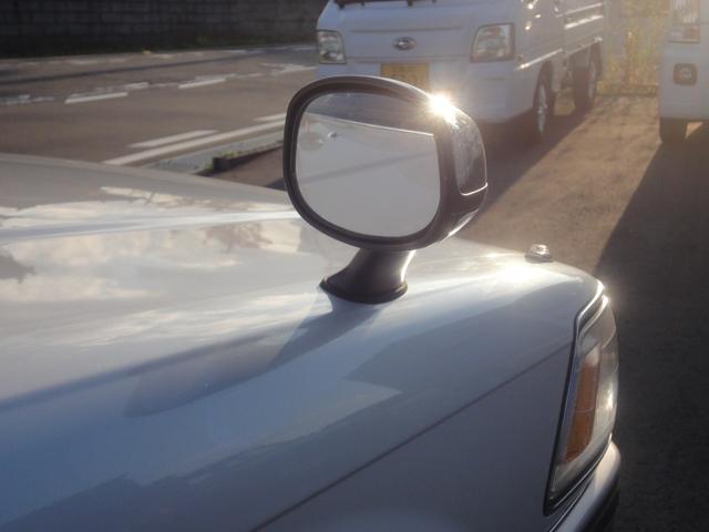クラウンステーションワゴン ロイヤルサルーン　ツインカム　スーパーチャージャー　修復無　禁煙車　ＰＳ　ＰＷ　ＡＴ　サンルーフ　フェンダーミラー　内装フルノーマル　７人乗り　社外アルミ　ローダウン　タイベル７．９万キロ交換済　トノカバー付　バッテリィ新品　タイヤ４本新品交換渡（69枚目）