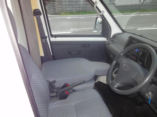 ハイゼットカーゴ 冷蔵冷凍車　禁煙車　－７℃　ＰＳ　ＡＣ　ＡＴ　荷室各扉に冷気逃げ予防カーテン付　タイミングチェーン　ＡＭラジオ（11枚目）