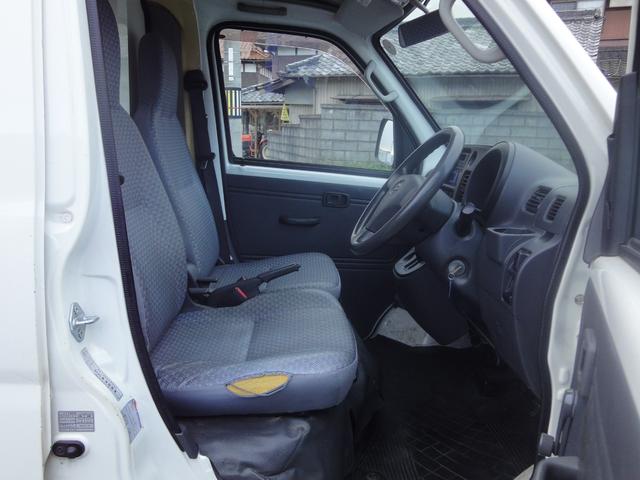 ハイゼットカーゴ 冷蔵冷凍車　禁煙車　－７℃　ＰＳ　ＡＣ　ＡＴ　荷室各扉に冷気逃げ予防カーテン付　タイミングチェーン　ＡＭラジオ（13枚目）