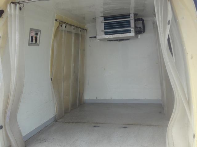 ハイゼットカーゴ 冷蔵冷凍車　禁煙車　－７℃　ＰＳ　ＡＣ　ＡＴ　荷室各扉に冷気逃げ予防カーテン付　タイミングチェーン　ＡＭラジオ（29枚目）