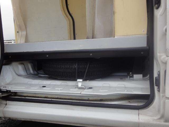 ハイゼットカーゴ 冷蔵冷凍車　禁煙車　－７℃　ＰＳ　ＡＣ　ＡＴ　荷室各扉に冷気逃げ予防カーテン付　タイミングチェーン　ＡＭラジオ（34枚目）