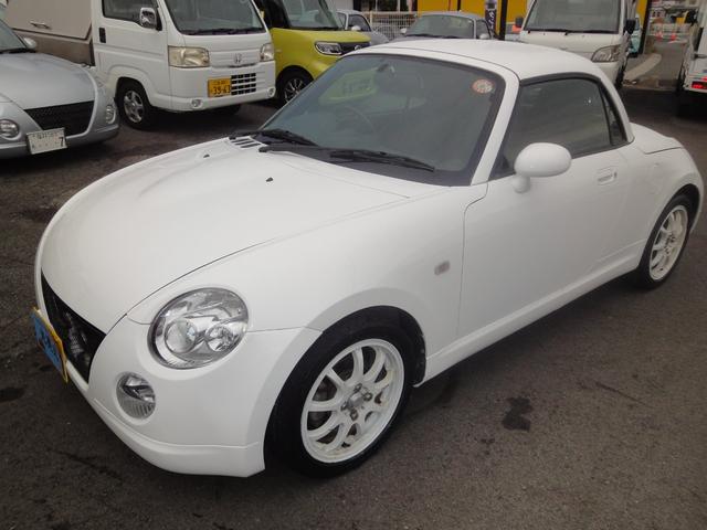 コペン アクティブトップ　同色全塗　ＡＴ　ＰＳ　ＰＷ　ＡＣ　ＥＴＣ　ローダウン　シートヒータ　フルセグ　ＤＶＤ視聴　電動オープン　１５インチ社外アルミ＆ＤＳＰＯＲＴマフラ　社外サスペンション　アブソーバ　社外ホーン　インバータ（8枚目）