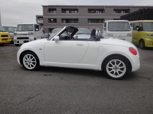 コペン アクティブトップ　同色全塗　ＡＴ　ＰＳ　ＰＷ　ＡＣ　ＥＴＣ　ローダウン　シートヒータ　フルセグ　ＤＶＤ視聴　電動オープン　１５インチ社外アルミ＆ＤＳＰＯＲＴマフラ　社外サスペンション　アブソーバ　社外ホーン　インバータ（42枚目）