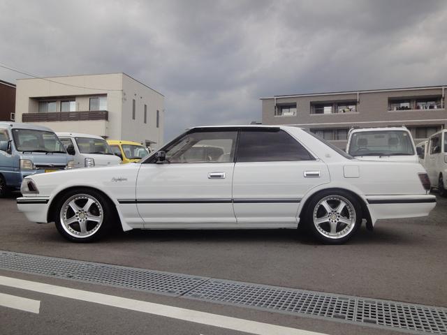 クラウン ツインカム スーパーチャージャ 修復無 2L 赤ヘッドツインカム24 スーパーチャジャ ローダウン 17インチレイズボルグアルミ リアバンパーワイド3ナンバ登録 クルーズコントロール パワーシート スイングエアコン 電動格納ミラ(4枚目)