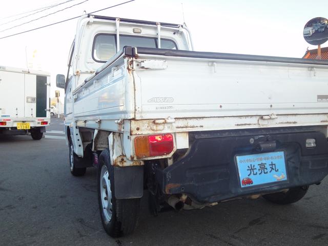 サンバートラック ダンプ 修復無 電動ローダンプ 2駆4駆切替 EL付 5速 PS AC 作業灯 三方開 テールゲートチェーン 運転席エアバック タイベル94,603km時交換 荷台ゴムマット 足元ゴムマット(60枚目)