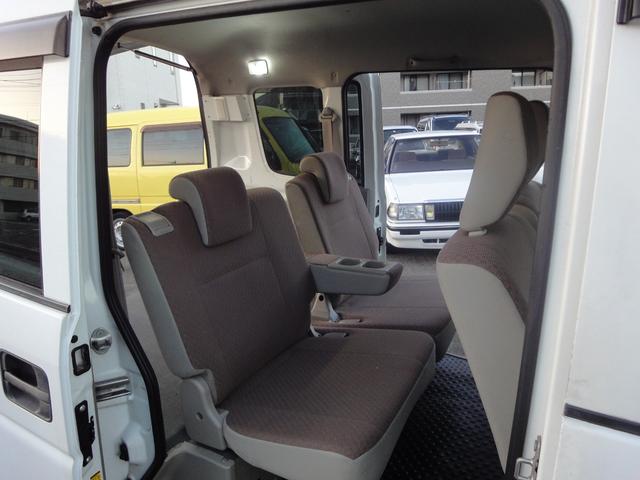 ＮＶ１００クリッパーバン ＧＸ　修復歴無　ナビ　フルセグ　ＥＴＣ　キーレス　Ｂｌｕｅｔｏｏｔｈ　ＣＤ　ＤＶＤ　ＡＣ　ＰＳ　ＰＷ　インバータ　音響　運転席・助手席エアバック　両側スライド　リアドア回り室内ＬＥＤ蛍光灯スイッチ付（46枚目）