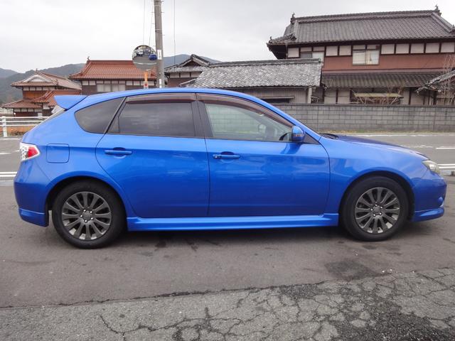 インプレッサ １．５ｉ－Ｓ　リミテッドプレミアムパッケージ　修復無　禁煙車　１．５Ｌ　５速　フルセグ　ＳＤナビ　ＤＶＤ視聴　ＡＣ　ＰＳ　ＰＷ　前後ドラレコ　ＥＴＣ　１６インチ純正アルミ　アブソーバ４本レグノ２０２５製新品交換　純正フロアマット　ラゲージマット（4枚目）