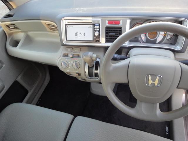 ライフ Ｇ　禁煙車　ＰＳ　ＡＣ　ＰＷ　ワンセグ　ナビ　ＤＶＤ視聴　ＥＴＣ　電動格納ミラ　１３インチ社外アルミスタッドレス　純正フロアマット　タイミングチェーン１０３，７０９ｋｍ時交換済　車検令和８年５月２５日まで（54枚目）