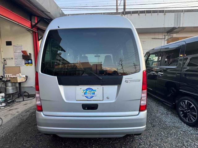 サンバーバン トランスポーター　キーレス　フロントパワーウィンドウ　ＡＴ　両側スライドドア　エアコン　運転席エアバッグ（16枚目）