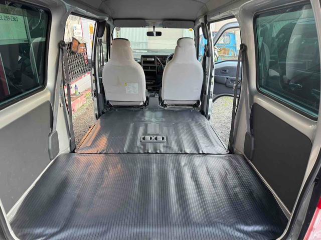 サンバーバン トランスポーター　キーレス　フロントパワーウィンドウ　ＡＴ　両側スライドドア　エアコン　運転席エアバッグ（23枚目）