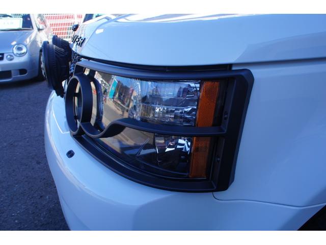 レンジローバースポーツ ５．０　Ｖ８　ルーフラック　リアラダー　サイドステップ　ＬＥＤフォグランプ　サンルーフ　ＥＴＣ　リストアップ　１８インチアルミホイール　パワーテールゲート　シュノーケル　前後ランプガード（16枚目）