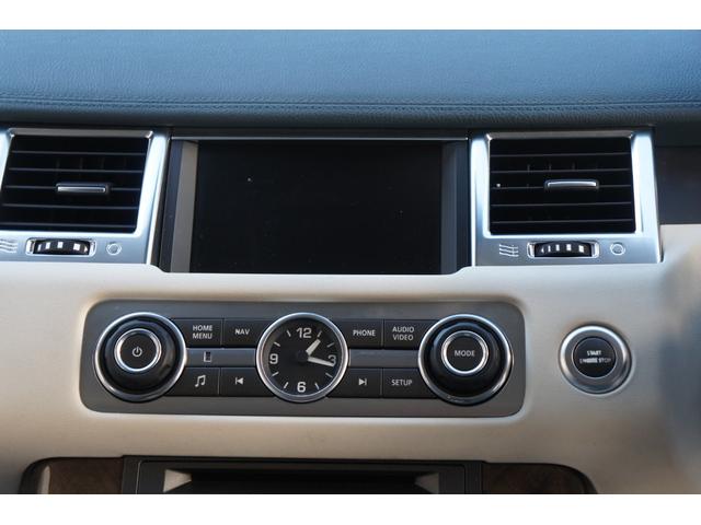 レンジローバースポーツ ５．０　Ｖ８　ルーフラック　リアラダー　サイドステップ　ＬＥＤフォグランプ　サンルーフ　ＥＴＣ　リストアップ　１８インチアルミホイール　パワーテールゲート　シュノーケル　前後ランプガード（60枚目）
