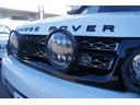５．０　Ｖ８　ルーフラック　リアラダー　サイドステップ　ＬＥＤフォグランプ　サンルーフ　ＥＴＣ　リストアップ　１８インチアルミホイール　パワーテールゲート　シュノーケル　前後ランプガード（17枚目）