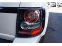 ５．０　Ｖ８　ルーフラック　リアラダー　サイドステップ　ＬＥＤフォグランプ　サンルーフ　ＥＴＣ　リストアップ　１８インチアルミホイール　パワーテールゲート　シュノーケル　前後ランプガード（25枚目）