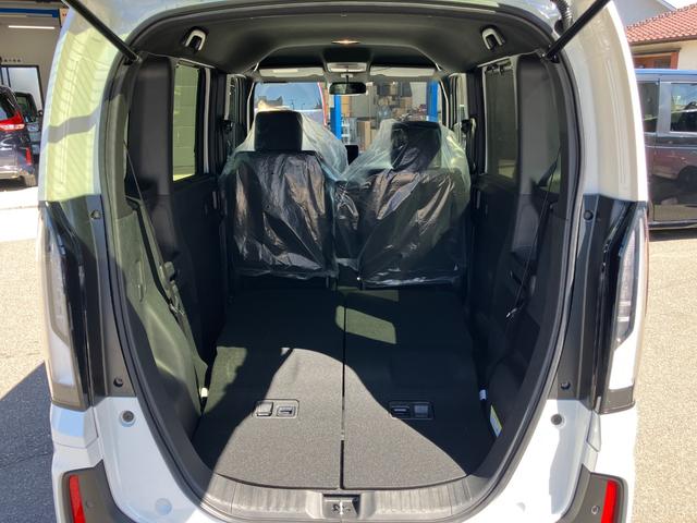 Ｎ－ＢＯＸカスタム ベースグレード　届出済未使用車　バックカメラ　両側スライド・片側電動　クリアランスソナー　オートクルーズコントロール　レーンアシスト　衝突被害軽減システム　オートライト　ＬＥＤヘッドランプ　スマートキー（21枚目）