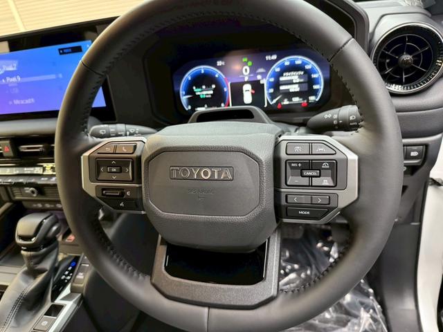 ランドクルーザー250 VX モデリスタ デジタルインナーミラー カスタムフェンダー 4WD クリアランスソナー オートクルーズコントロール レーンアシスト パワーシート 衝突被害軽減システム サンルーフ TV(3枚目)