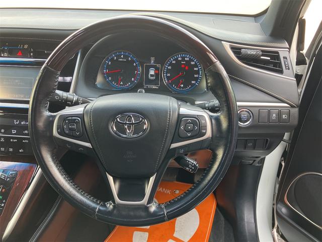 ハリアー プレミアム　ドライブレコーダー　ＥＴＣ　バックカメラ　オートクルーズコントロール　レーンアシスト　パワーシート　ナビ　ＴＶ　オートマチックハイビーム　オートライト　電動リアゲート　アルミホイール　スマートキー（3枚目）