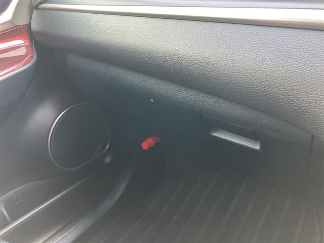 ハリアー プレミアム　ドライブレコーダー　ＥＴＣ　バックカメラ　オートクルーズコントロール　レーンアシスト　パワーシート　ナビ　ＴＶ　オートマチックハイビーム　オートライト　電動リアゲート　アルミホイール　スマートキー（54枚目）