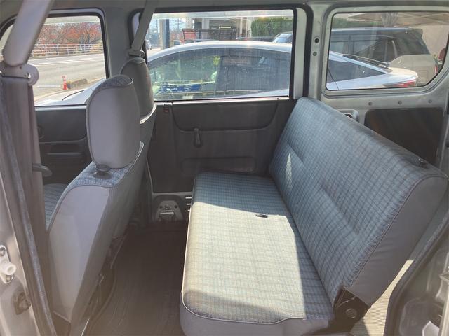 アクティバン 　５速ＭＴ　両側スライドドア　エアコン　運転席エアバッグ　助手席エアバッグ（11枚目）