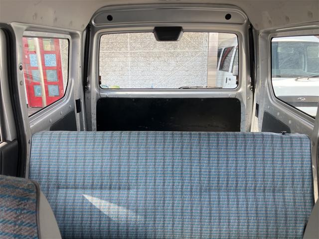 アクティバン 　５速ＭＴ　両側スライドドア　エアコン　運転席エアバッグ　助手席エアバッグ（27枚目）