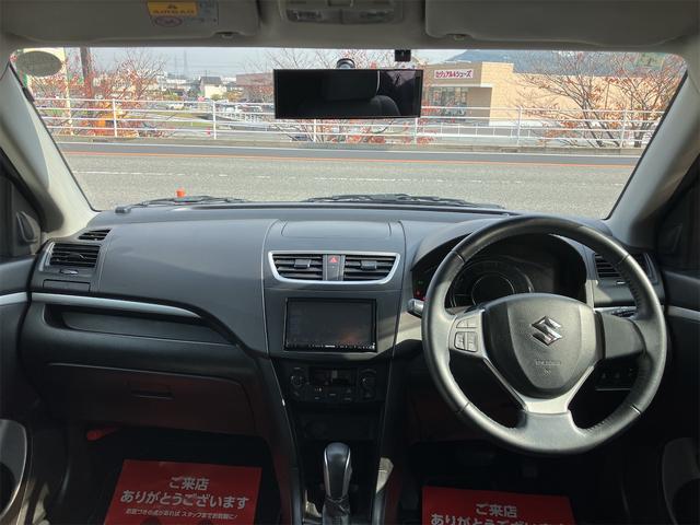 スイフト ＸＬ－ＤＪＥ　ＥＴＣ　ナビ　ＴＶ　アルミホイール　スマートキー　アイドリングストップ　電動格納ミラー　ＣＶＴ　盗難防止システム　衝突安全ボディ　ＡＢＳ　ＥＳＣ　ＣＤ　ＵＳＢ　エアコン　パワーステアリング（2枚目）