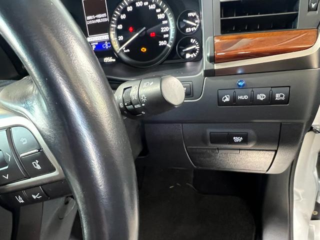 ＬＸ ＬＸ５７０　電動パワーシート　パワーゲート　レザー　ＬＥＤライト　ＥＴＣ　バックカメラ　メモリーナビ　オートクルーズ　ＡＣ１００Ｖ　キーレス　シートＨ　ガラスサンルーフ　ブルートゥース　４ＷＤ（10枚目）