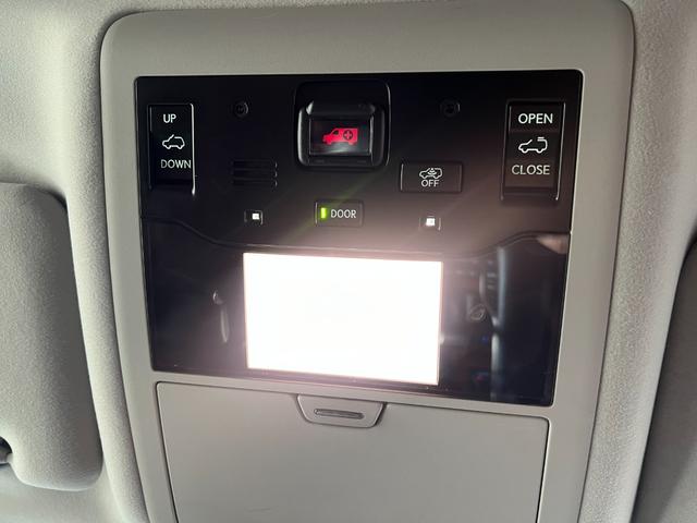 ＬＸ ＬＸ５７０　電動パワーシート　パワーゲート　レザー　ＬＥＤライト　ＥＴＣ　バックカメラ　メモリーナビ　オートクルーズ　ＡＣ１００Ｖ　キーレス　シートＨ　ガラスサンルーフ　ブルートゥース　４ＷＤ（20枚目）