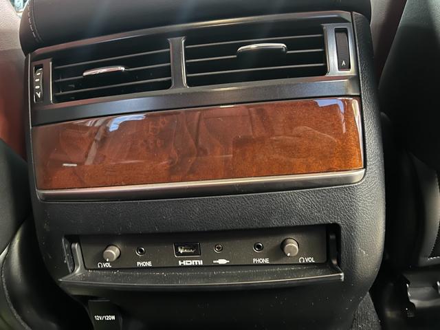 ＬＸ ＬＸ５７０　電動パワーシート　パワーゲート　レザー　ＬＥＤライト　ＥＴＣ　バックカメラ　メモリーナビ　オートクルーズ　ＡＣ１００Ｖ　キーレス　シートＨ　ガラスサンルーフ　ブルートゥース　４ＷＤ（28枚目）