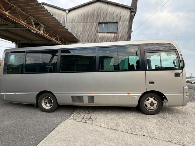 シビリアンバス ロングGL ガソリン車、29人乗り バックカメラ リクライニングシート 自動ドア、ステップ F/エアサス、インジェクター全6気筒新品交換済み(4枚目)