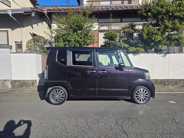 Ｎ－ＢＯＸカスタム Ｇ　ターボＳＳパッケージ　カロッツェリアナビＴＶ　ＤＶＤ　ＢＴオーディオ　ワンオーナー　バックカメラ　両側パワースライドドア　ＨＩＤ　オートライト　１５インチアルミ　アイドリングストップ（3枚目）