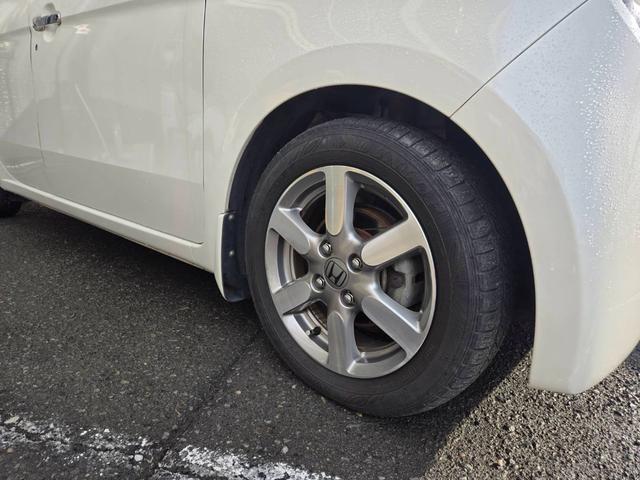 Ｎ－ＯＮＥ ツアラー・Ｌパッケージ　純正オーディオ　バックカメラ　ＥＴＣ　パドルシフト　クルーズコントロール　ＨＩＤ　オートライト　オートエアコン（4枚目）