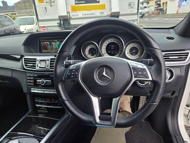 Ｅクラスステーションワゴン Ｅ２５０　ステーションワゴン　アバンギャルド　純正ナビ　フルセグＴＶ　全方位カメラ　前席パワーシート　ＬＥＤヘッドライト　パワーバックドア　スマートキー　クルーズコントロール　シートヒーター　オートライト（6枚目）